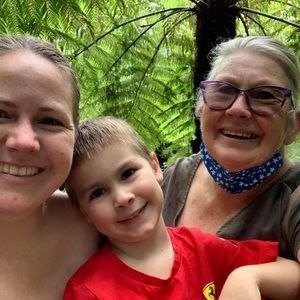 Meet your Posher, Anne-marie